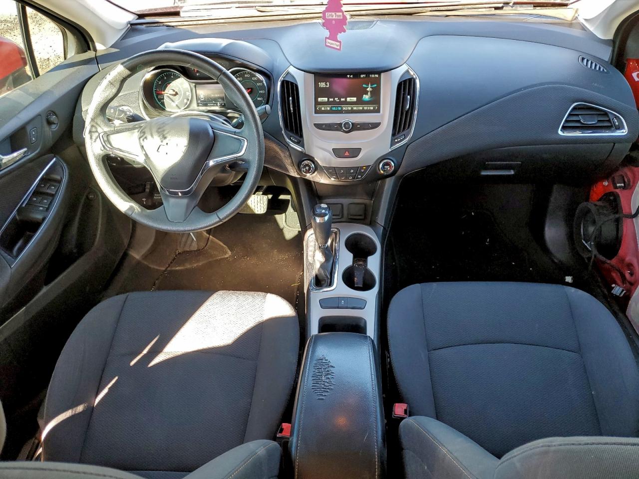 2018 Chevrolet Cruze Ls VIN: 1G1BC5SM9J7213981 Lot: 94536385