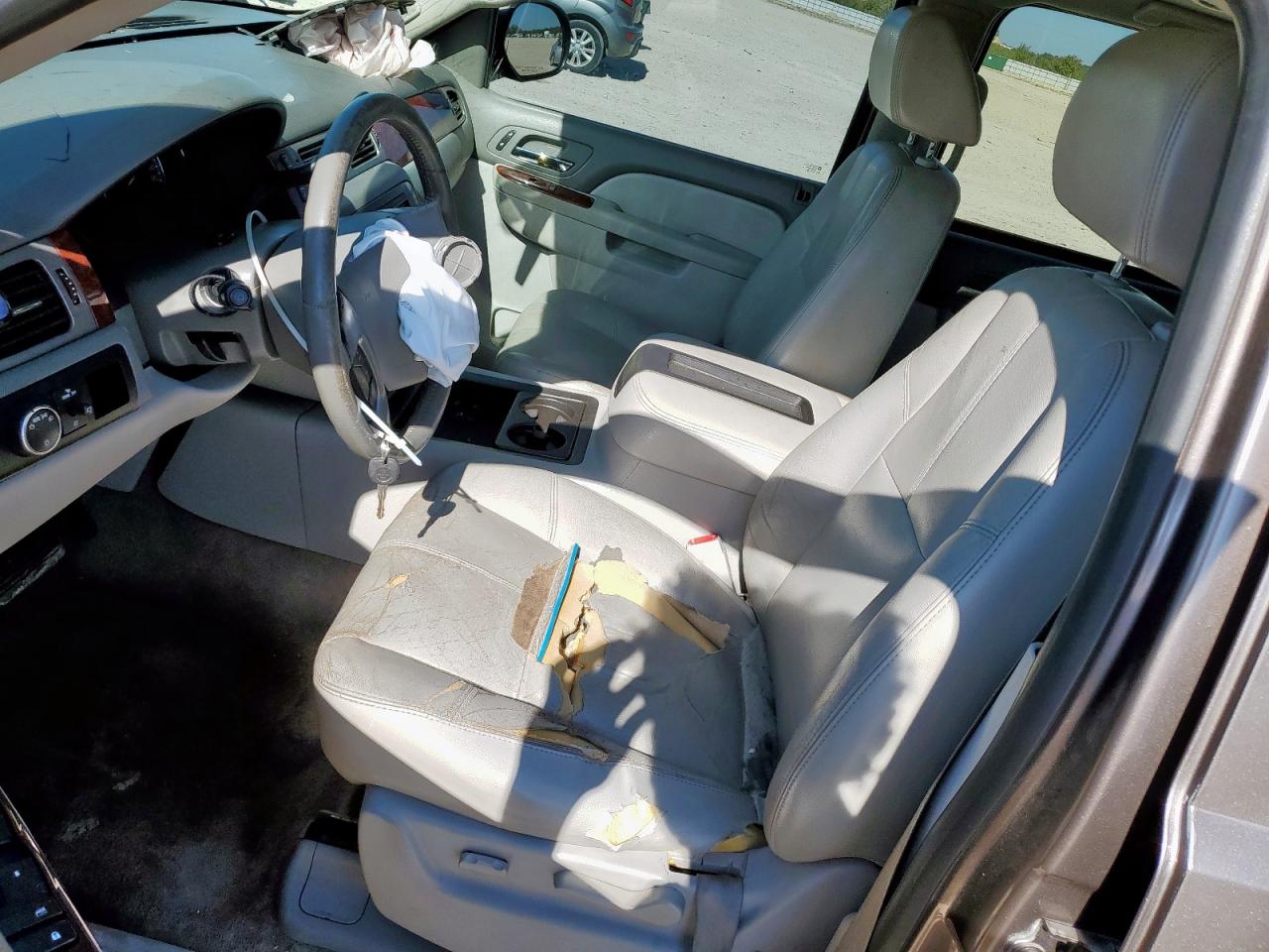 2014 GMC Yukon Xl C1500 Slt VIN: 1GKS1KE00ER200216 Lot: 91634165