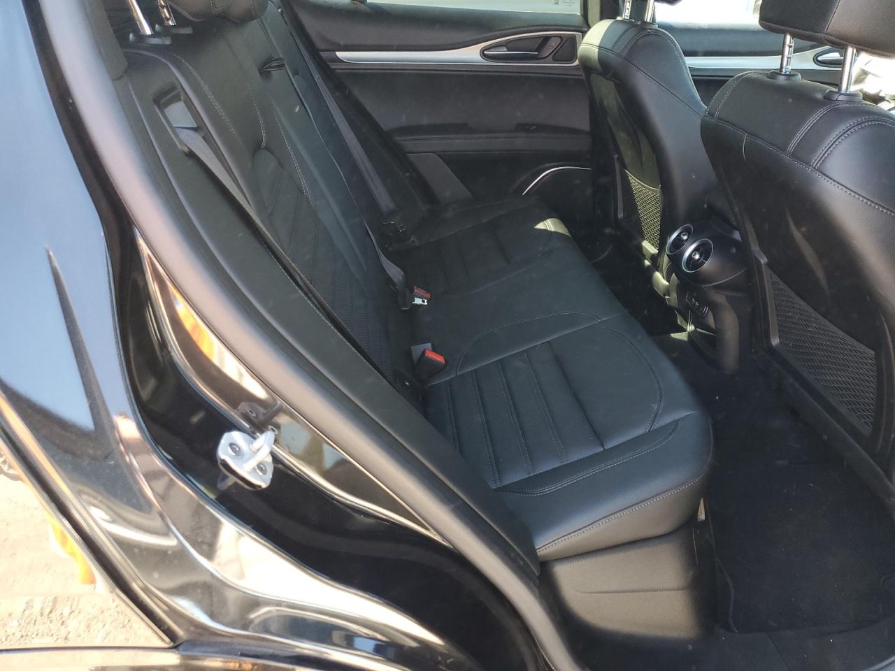 2022 Alfa Romeo Stelvio Ti VIN: ZASPAKBN9N7D41256 Lot: 91373255