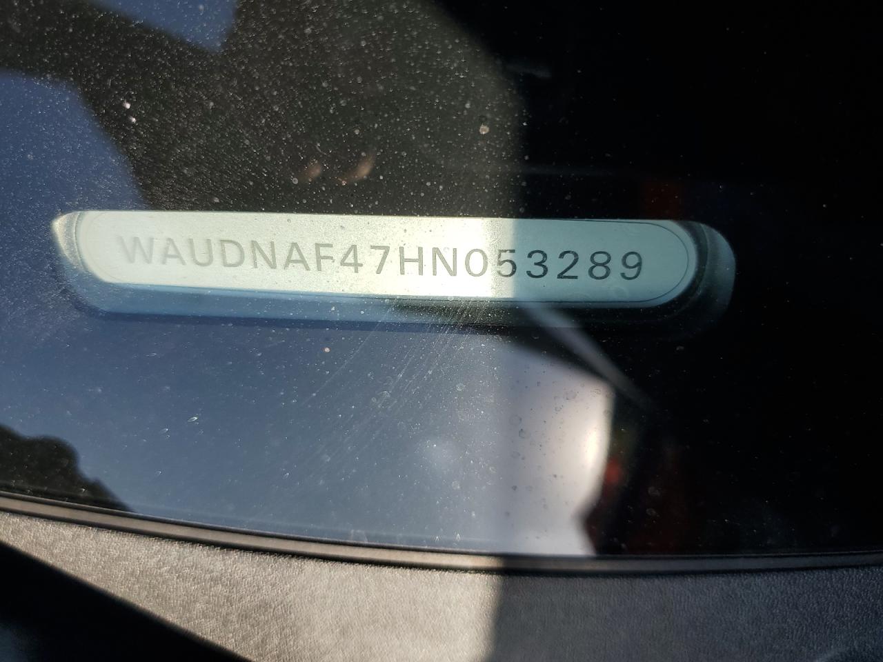 2017 Audi A4 Premium VIN: WAUDNAF47HN053289 Lot: 91177905