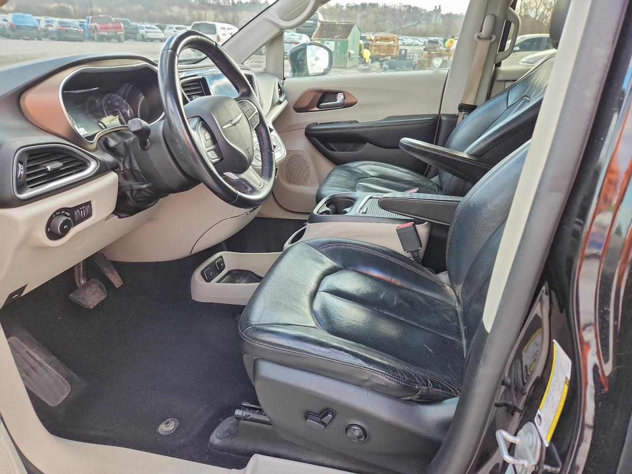 2017 Chrysler Pacifica Touring L Plus VIN: 2C4RC1EG3HR796643 Lot: 93048015