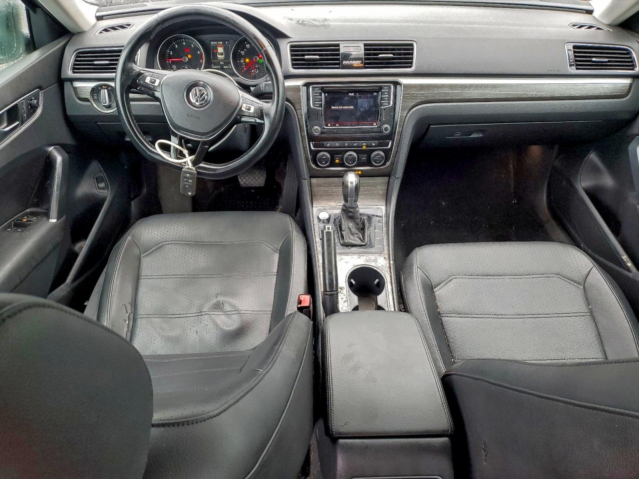 2018 Volkswagen Passat Se VIN: 1VWBA7A39JC005394 Lot: 94510225