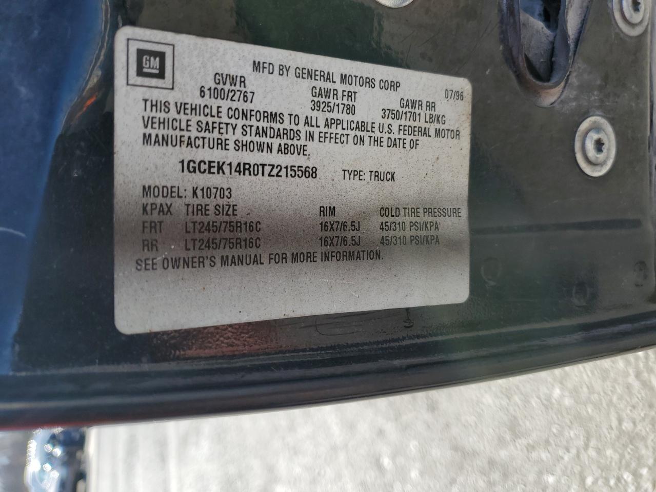 1996 Chevrolet Gmt-400 K1500 VIN: 1GCEK14R0TZ215568 Lot: 92440775
