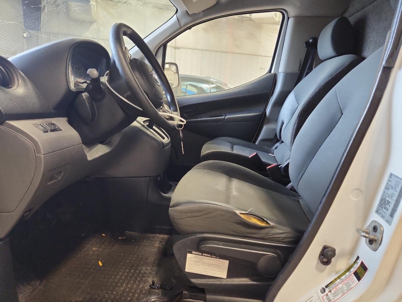 2015 Nissan Nv200 Refrigerated Delivery Van VIN: 3N6CM0KN0FK702831 Lot: 91905515