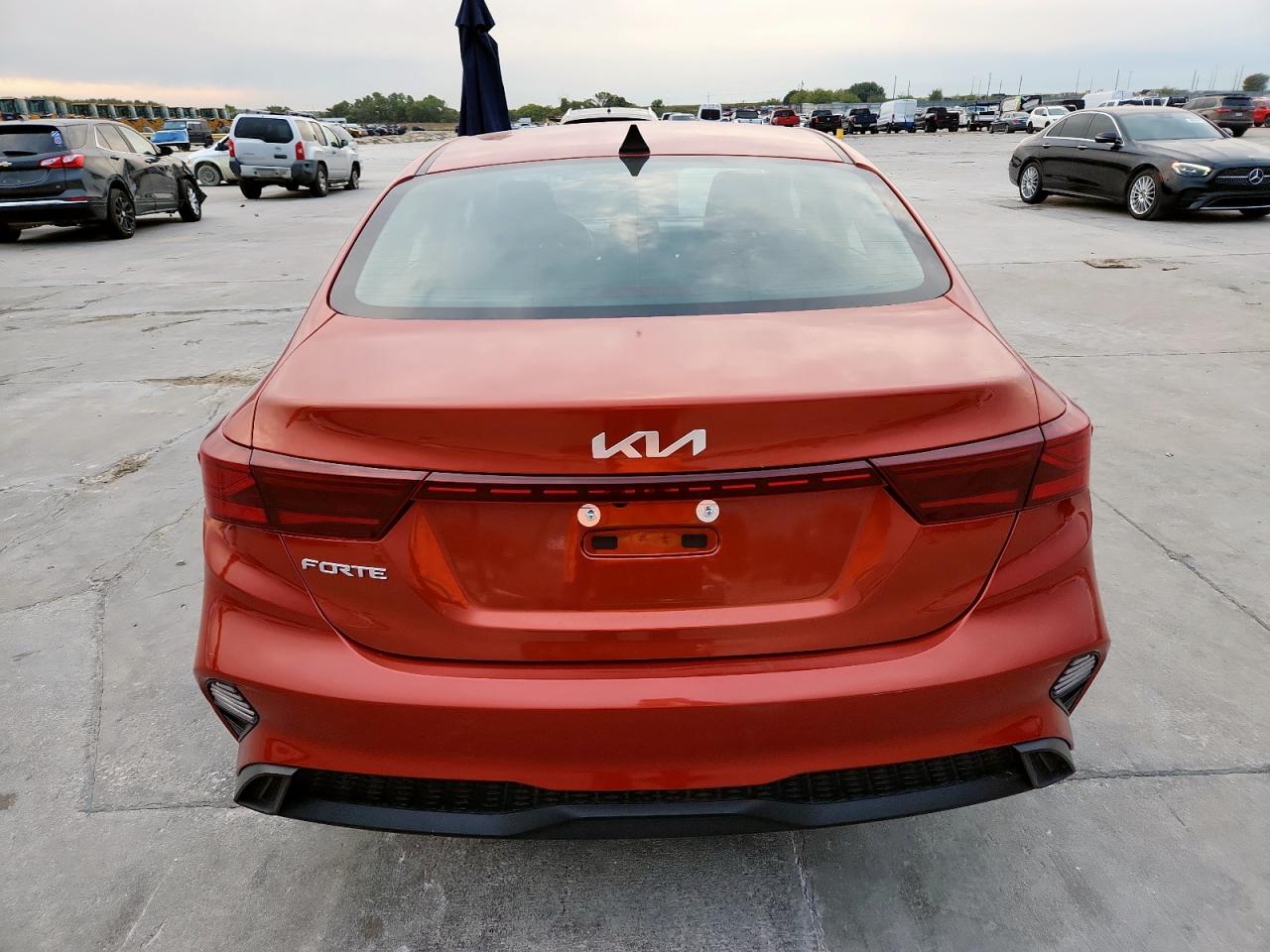 2023 Kia Forte Lx VIN: 3KPF24AD9PE611143 Lot: 91071135