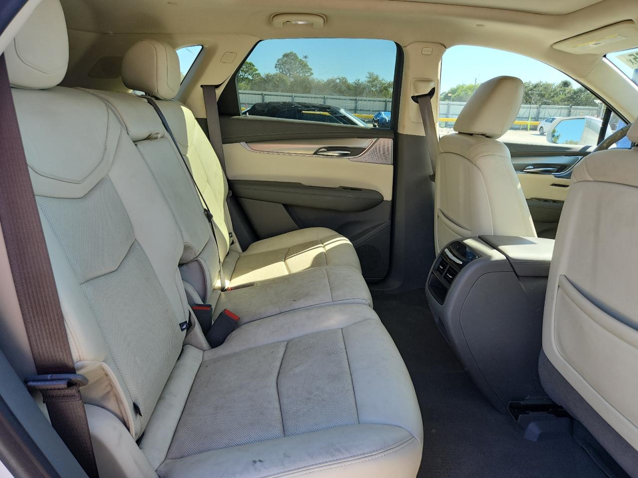 2020 Cadillac Xt5 Premium Luxury VIN: 1GYKNDRS4LZ105964 Lot: 93693465