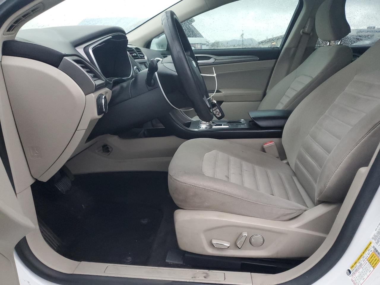 2018 Ford Fusion Se Hybrid VIN: 3FA6P0LU5JR188137 Lot: 92767215