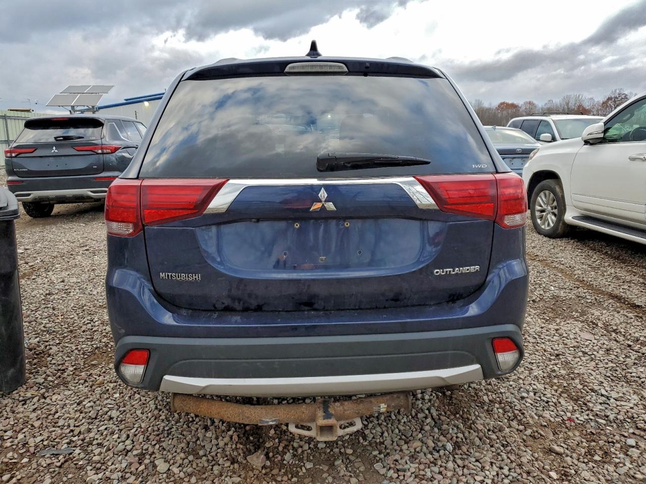 2017 Mitsubishi Outlander Es VIN: JA4AZ2A39HZ037953 Lot: 93706545