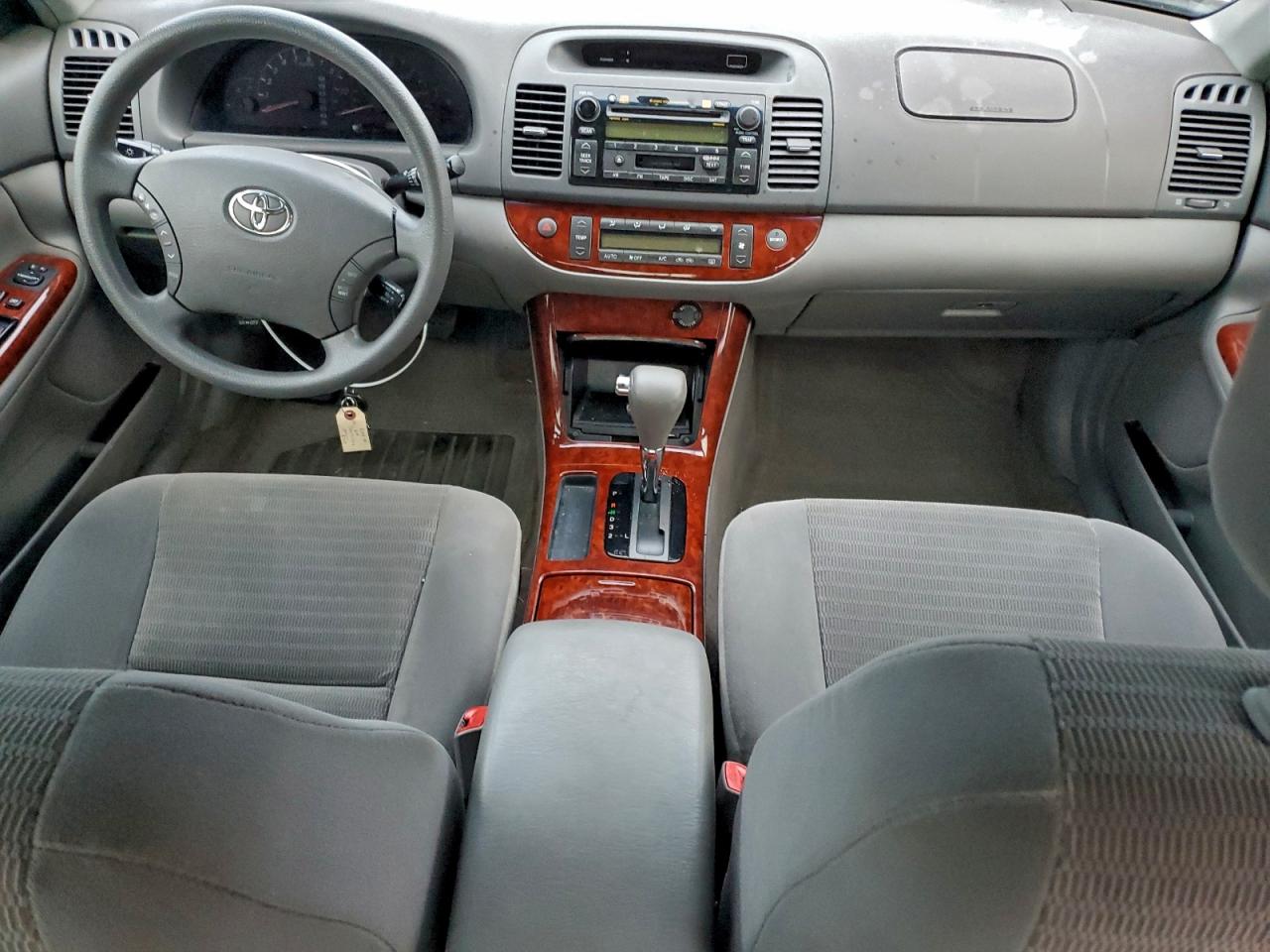 2005 Toyota Camry Le VIN: 4T1BE32K85U098717 Lot: 94313995