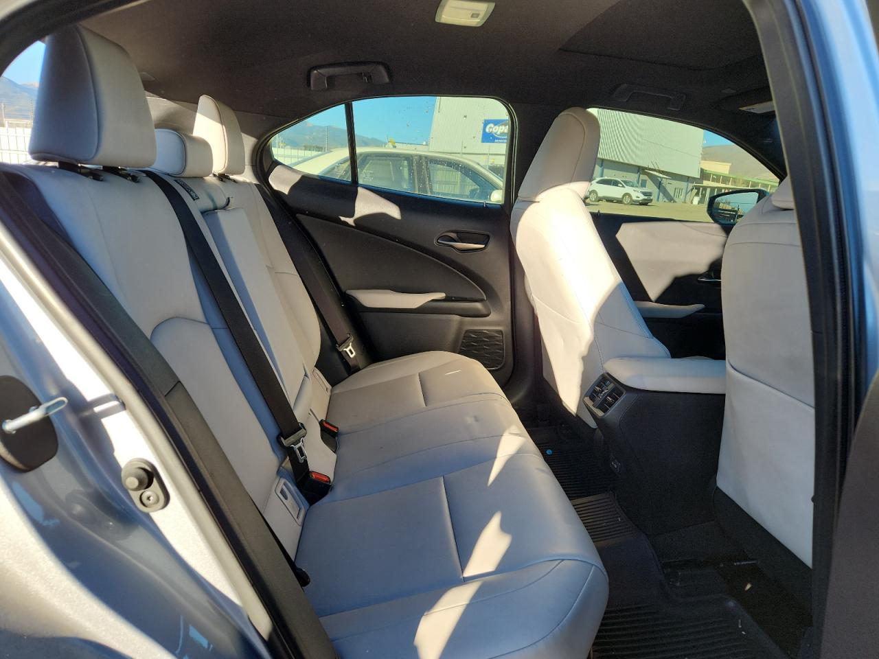 2023 Lexus Ux 250H Premium VIN: JTHP9JBH0P2066770 Lot: 92856645