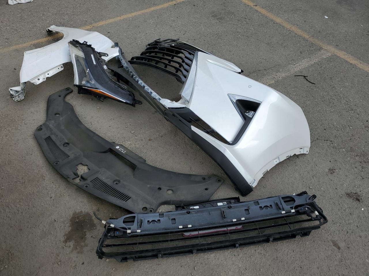 2018 Lexus Rx 350 Base VIN: 2T2ZZMCA2JC115596 Lot: 92050485