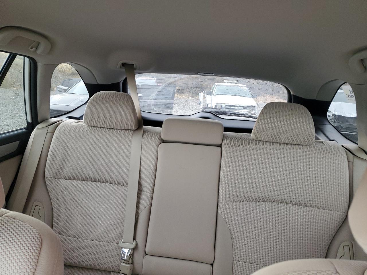 2018 Subaru Outback 2.5I Premium VIN: 4S4BSACC8J3317616 Lot: 91131135