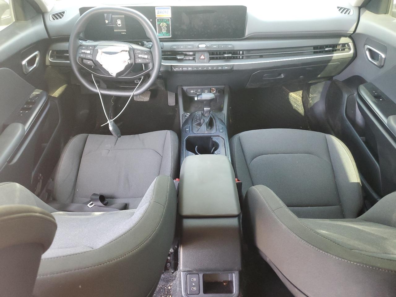 2025 Kia K4 Lx VIN: 3KPFT4DE5SE137217 Lot: 92067255