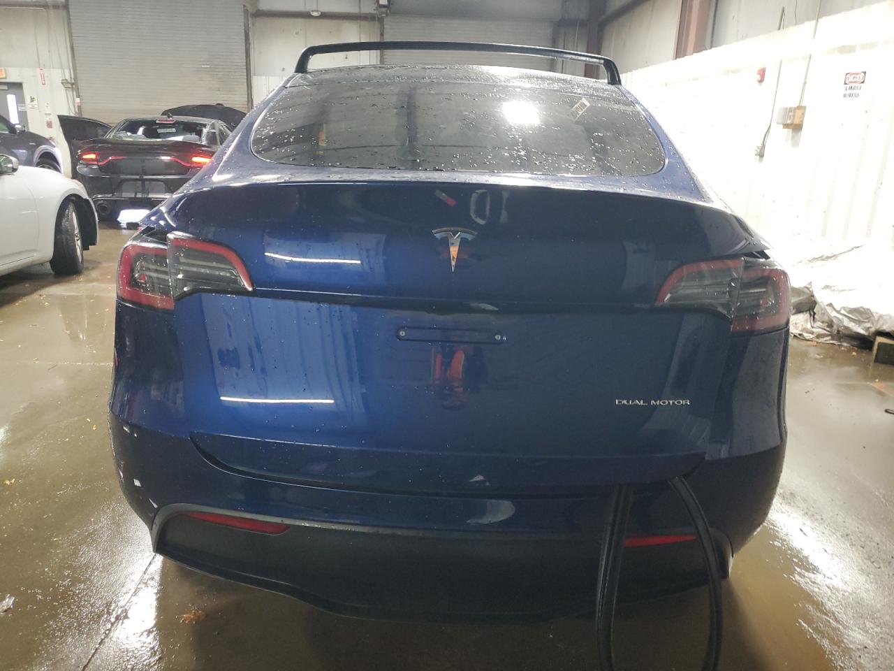2022 Tesla Model Y VIN: 7SAYGDEE0NF433940 Lot: 92716935