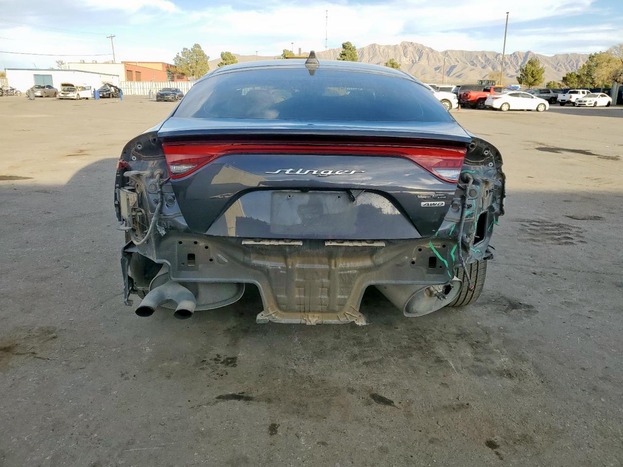 2022 Kia Stinger Gt Line VIN: KNAE35LD8N6116296 Lot: 85433605