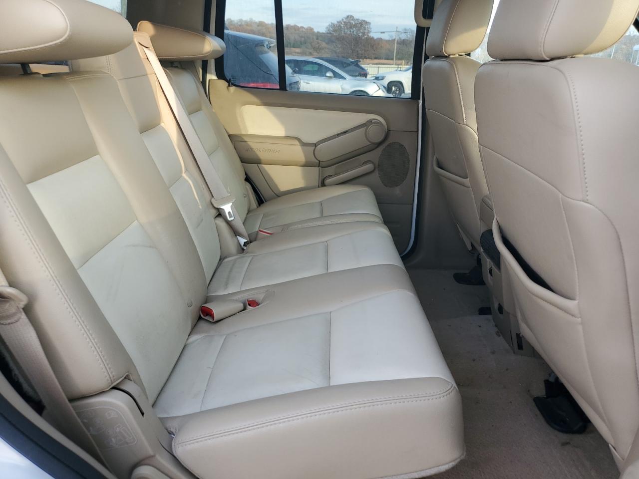 2008 Ford Explorer Limited VIN: 1FMEU65E98UA87401 Lot: 92592445