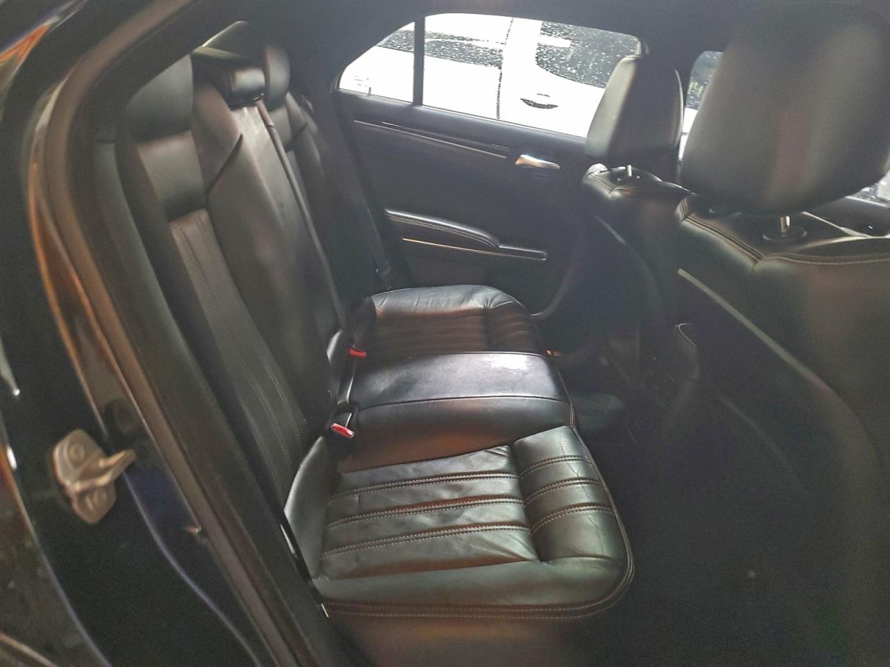 2017 Chrysler 300 S VIN: 2C3CCAGG8HH647951 Lot: 94176405