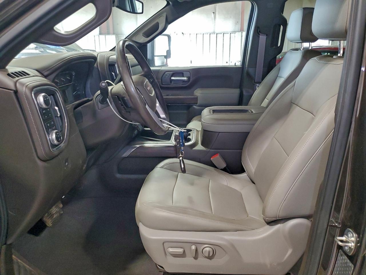 2020 GMC Sierra K2500 Slt VIN: 1GT49NEYXLF215308 Lot: 94084615