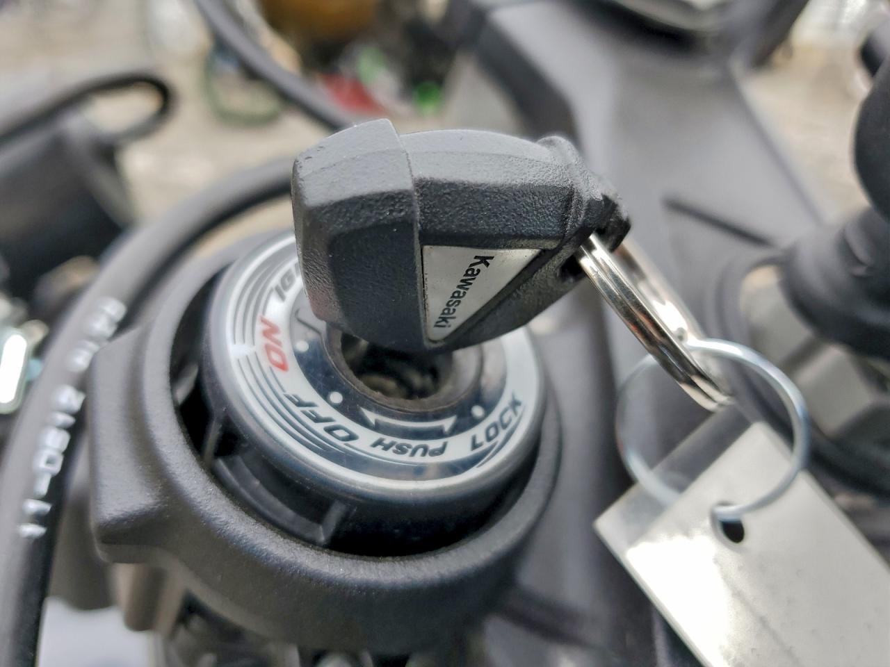 2019 Kawasaki Zx1002 VIN: JKBZXVE12KA001672 Lot: 94368375