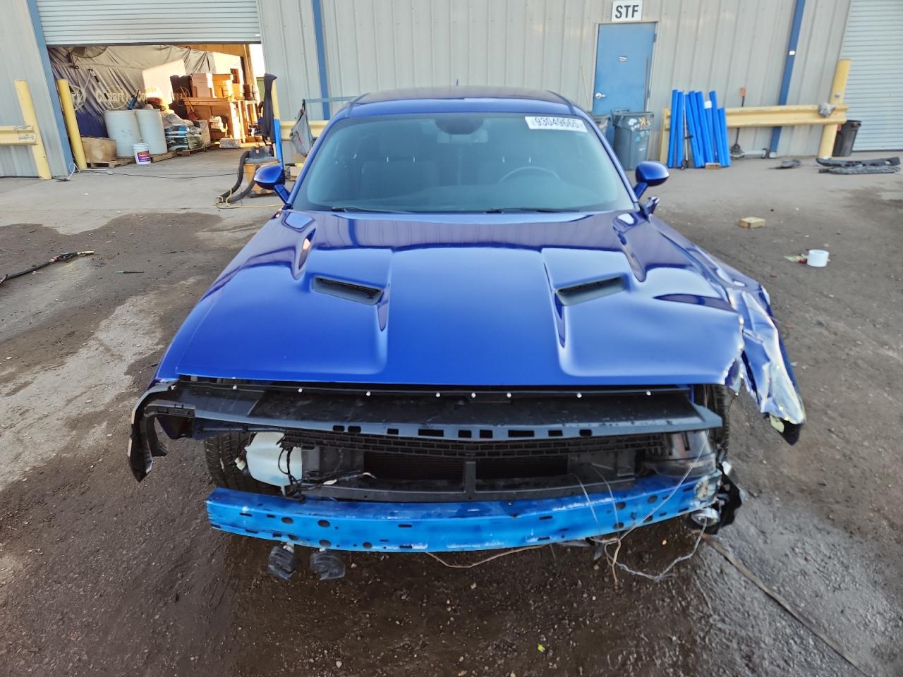 2018 Dodge Challenger Sxt VIN: 2C3CDZAG5JH215327 Lot: 93049665