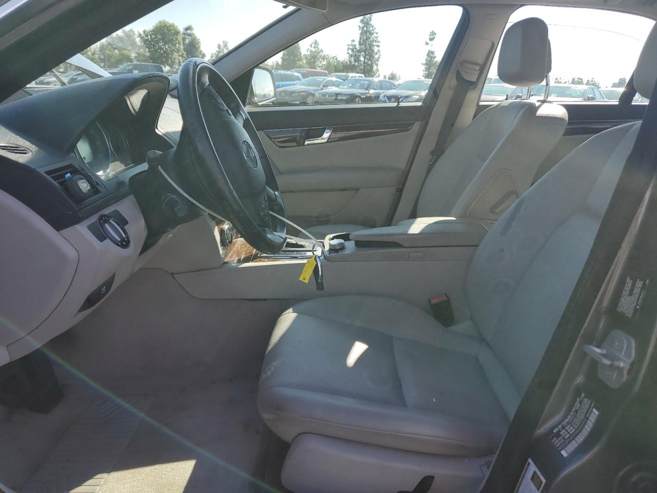 2009 Mercedes-Benz C 300 VIN: WDDGF54X99R064392 Lot: 93145555