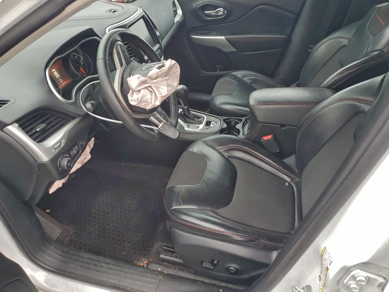 2017 Jeep Cherokee Trailhawk VIN: 1C4PJMBS7HW632889 Lot: 94156785