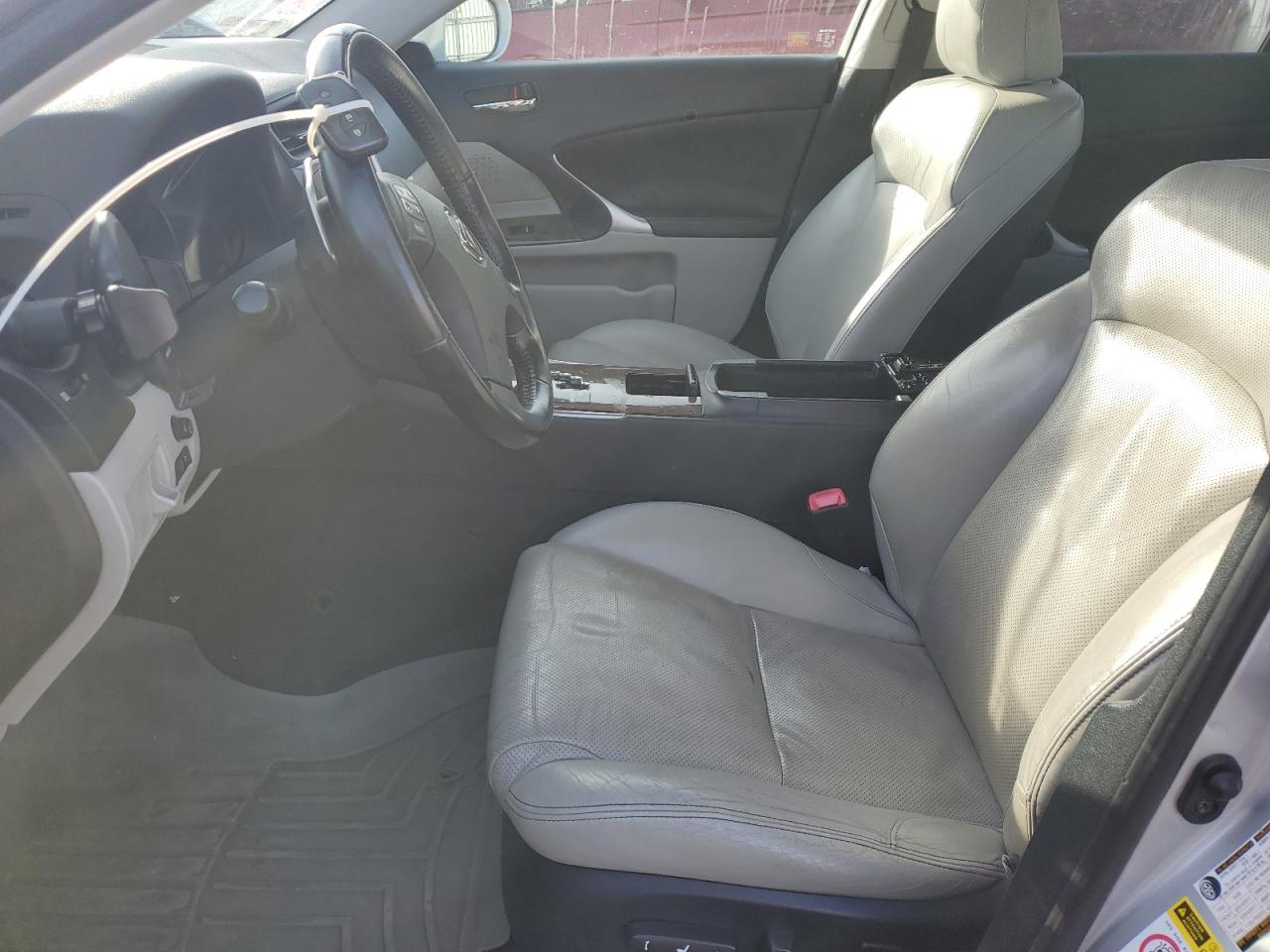 2010 Lexus Is 250 VIN: JTHCF5C25A2033151 Lot: 92882565