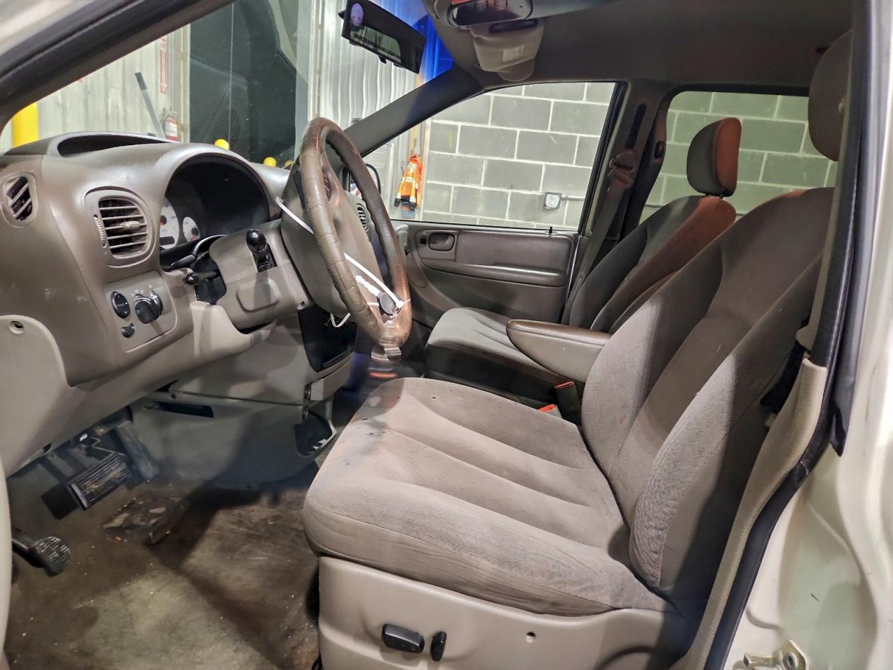 2002 Dodge Grand Caravan Sport VIN: 2B4GP44362R626664 Lot: 93962935