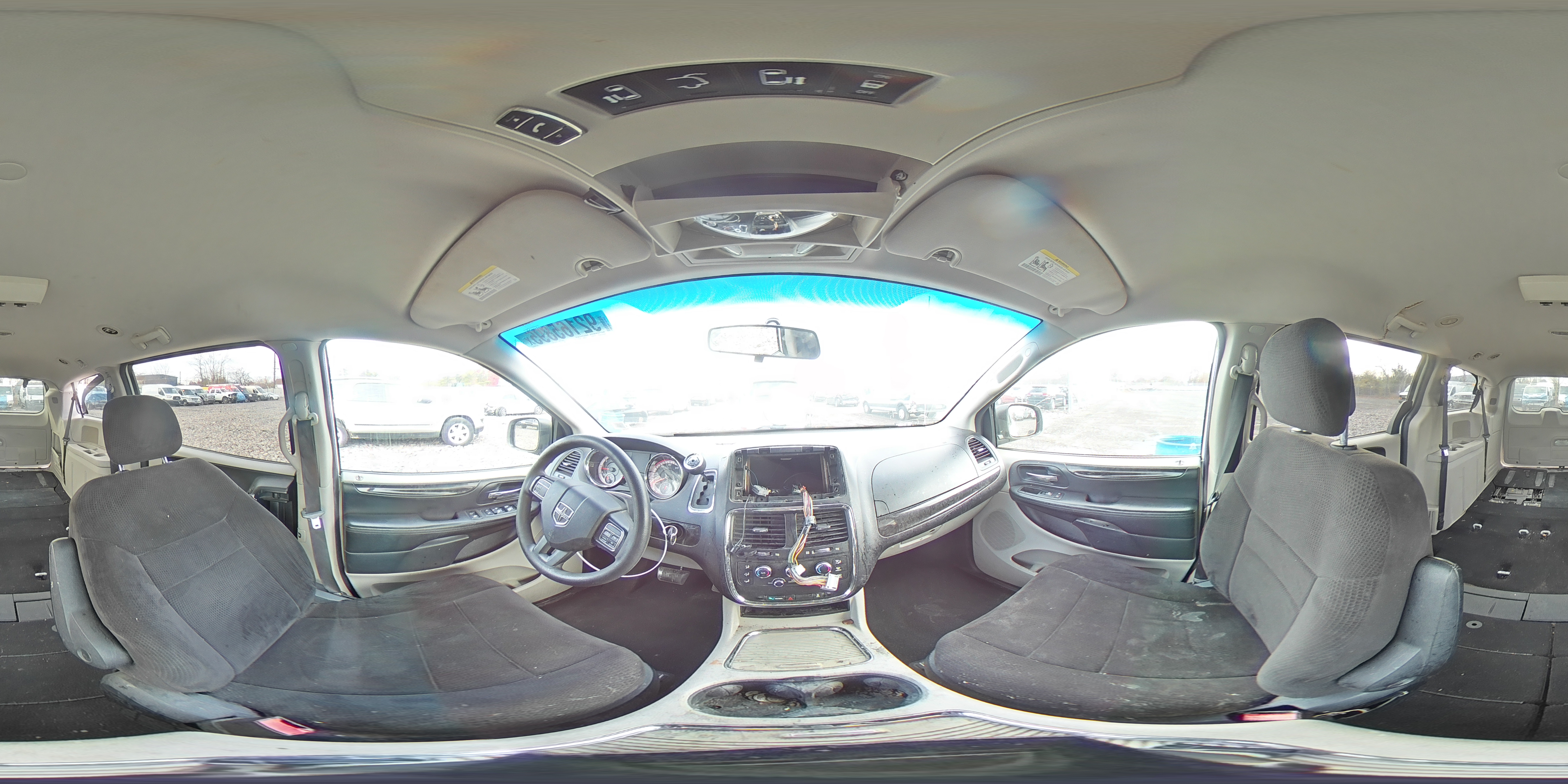 2013 Dodge Grand Caravan Sxt VIN: 2C4RDGCG8DR755681 Lot: 92165895