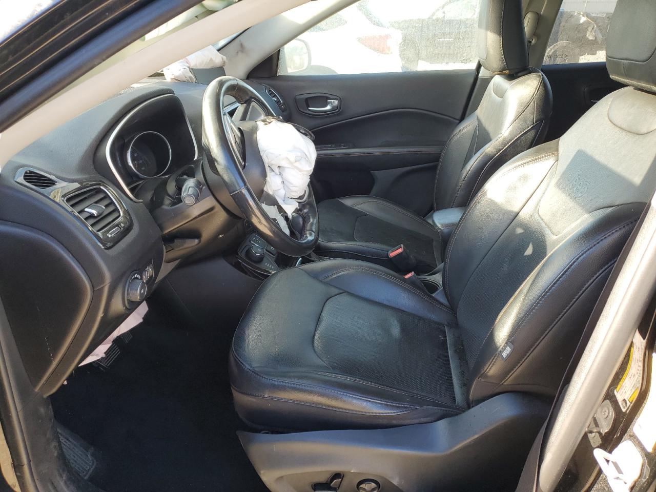 2019 Jeep Compass Limited VIN: 3C4NJDCB5KT827196 Lot: 93056435