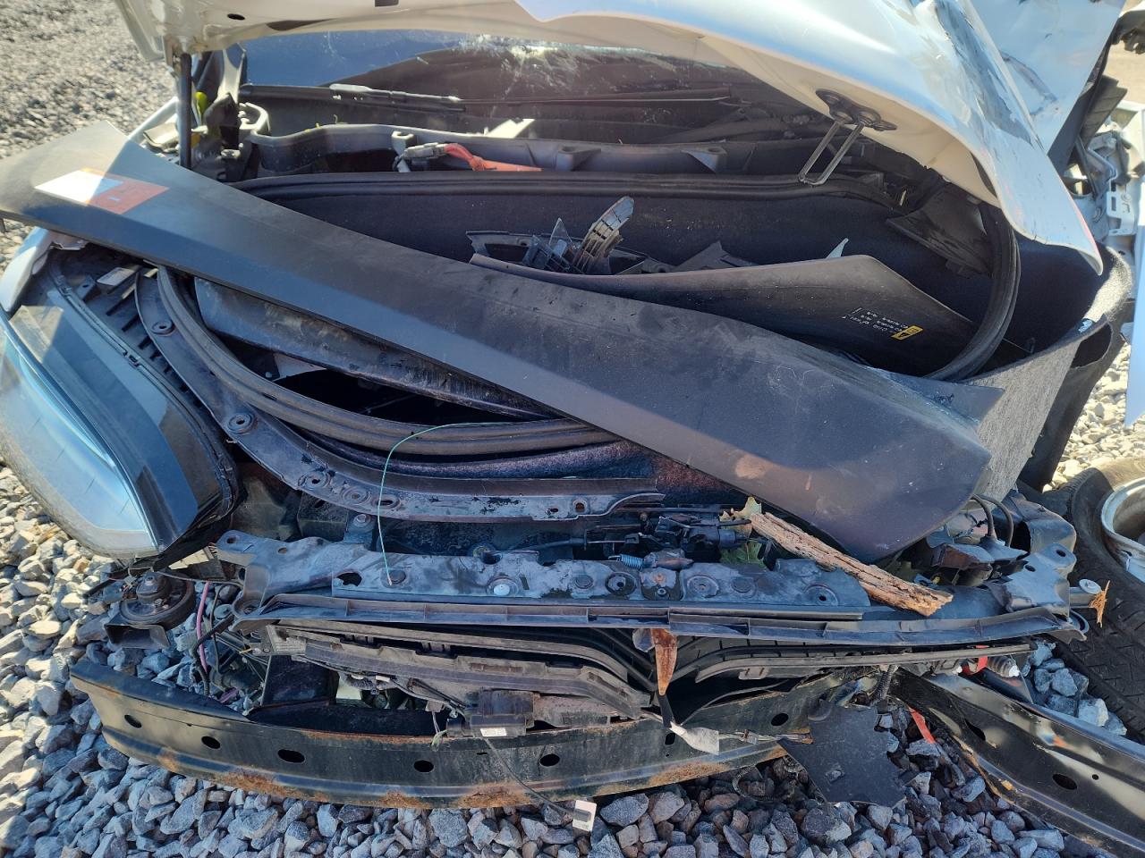 2018 Tesla Model X VIN: 5YJXCDE21JF101882 Lot: 92104005