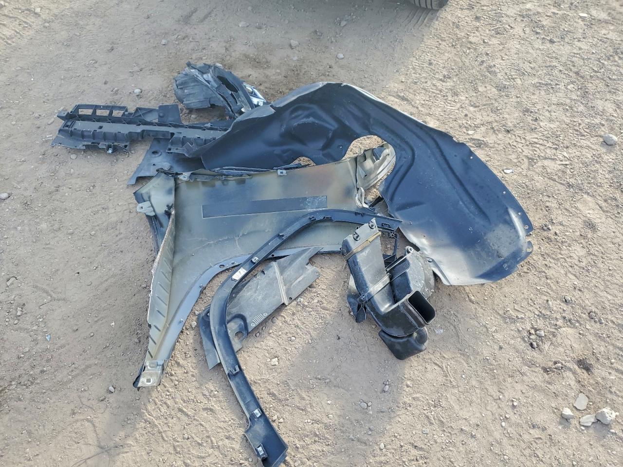 2016 Jeep Cherokee Latitude VIN: 1C4PJMCB8GW182022 Lot: 92857765