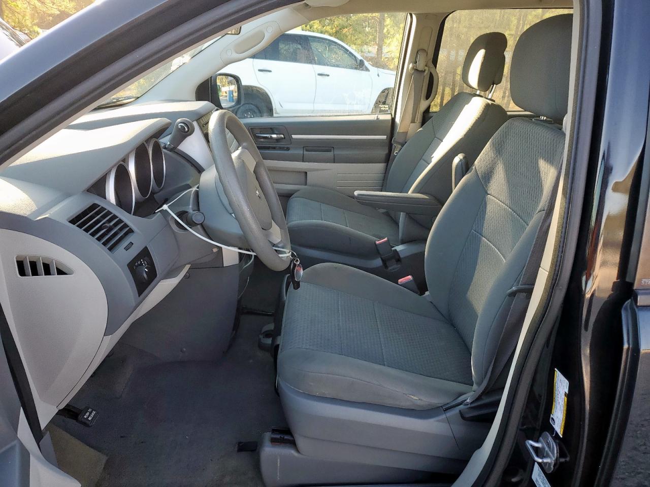 2010 Dodge Grand Caravan Se VIN: 2D4RN4DE4AR333902 Lot: 92227695