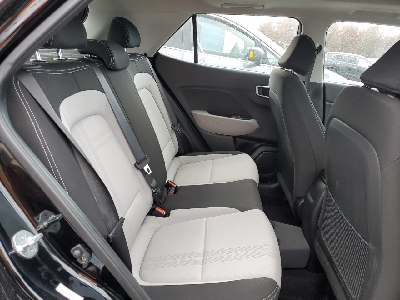 2022 Hyundai Venue Sel VIN: KMHRC8A32NU201240 Lot: 92688855