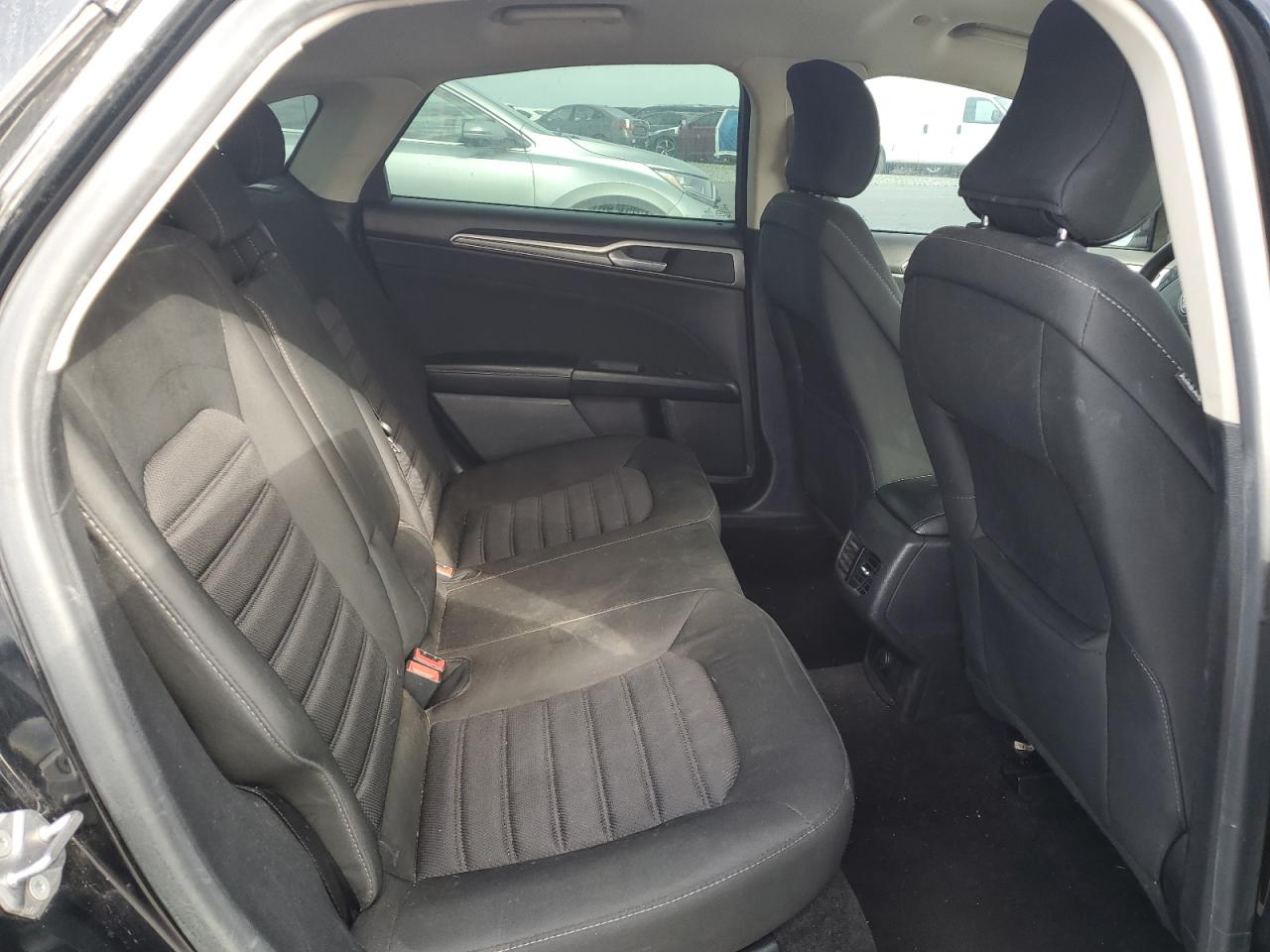 2018 Ford Fusion Se Hybrid VIN: 3FA6P0LU5JR139990 Lot: 92261595