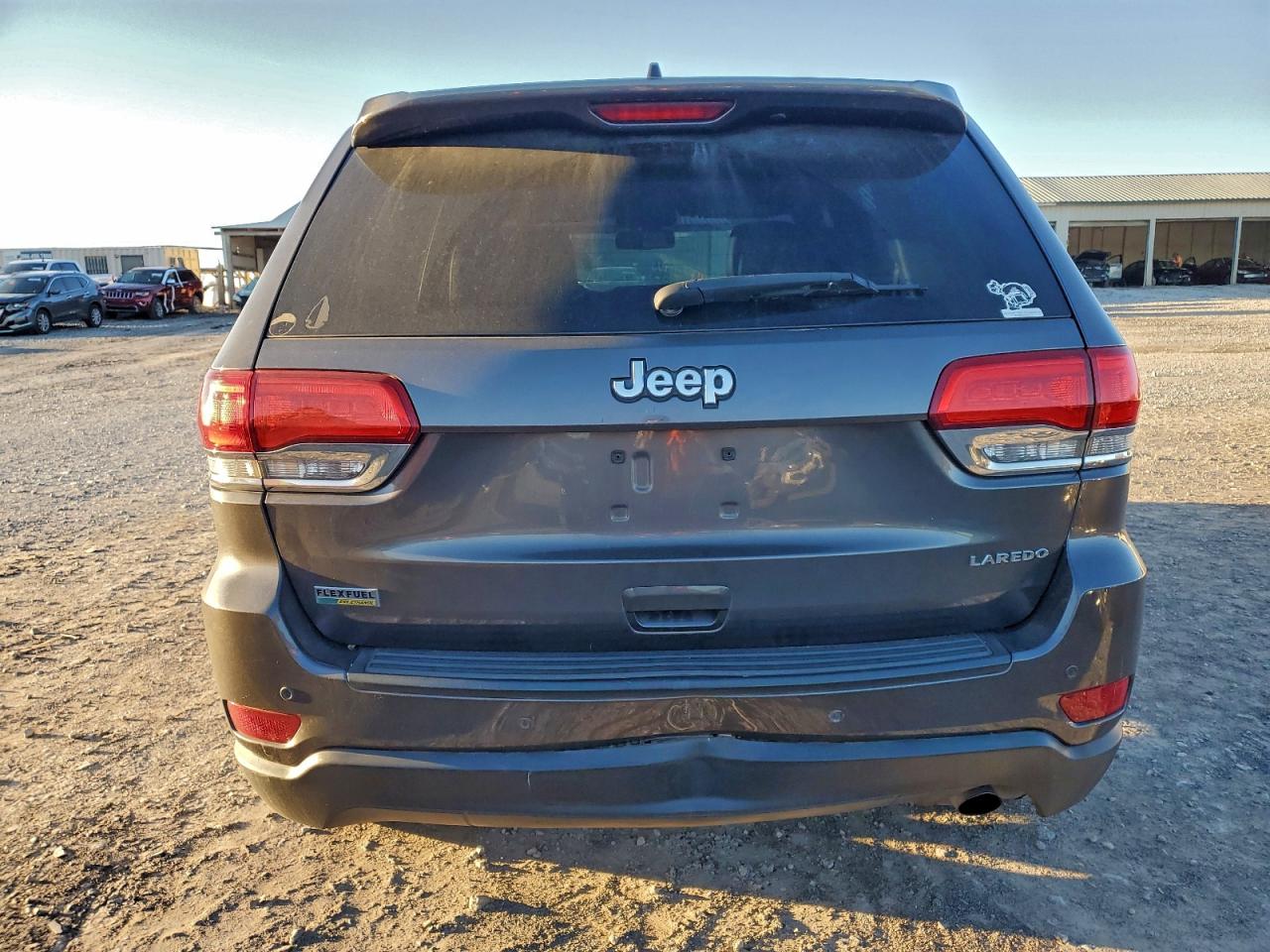 2015 Jeep Grand Cherokee Laredo VIN: 1C4RJEAG3FC668069 Lot: 94645095