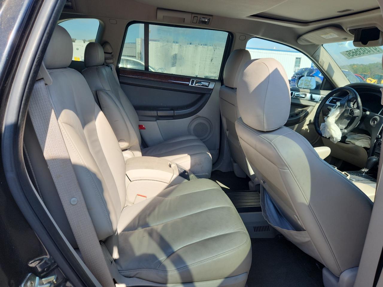 2005 Chrysler Pacifica Touring VIN: 2C4GM68445R323994 Lot: 91493565