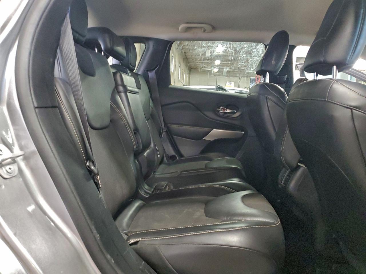 2018 Jeep Cherokee Latitude Plus VIN: 1C4PJMLB4JD582730 Lot: 93750485