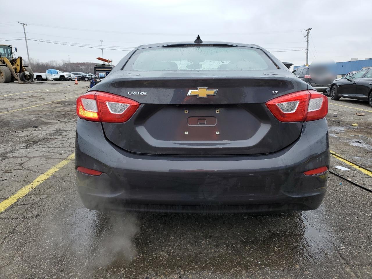 2017 Chevrolet Cruze Lt VIN: 1G1BE5SM0H7261874 Lot: 92087225