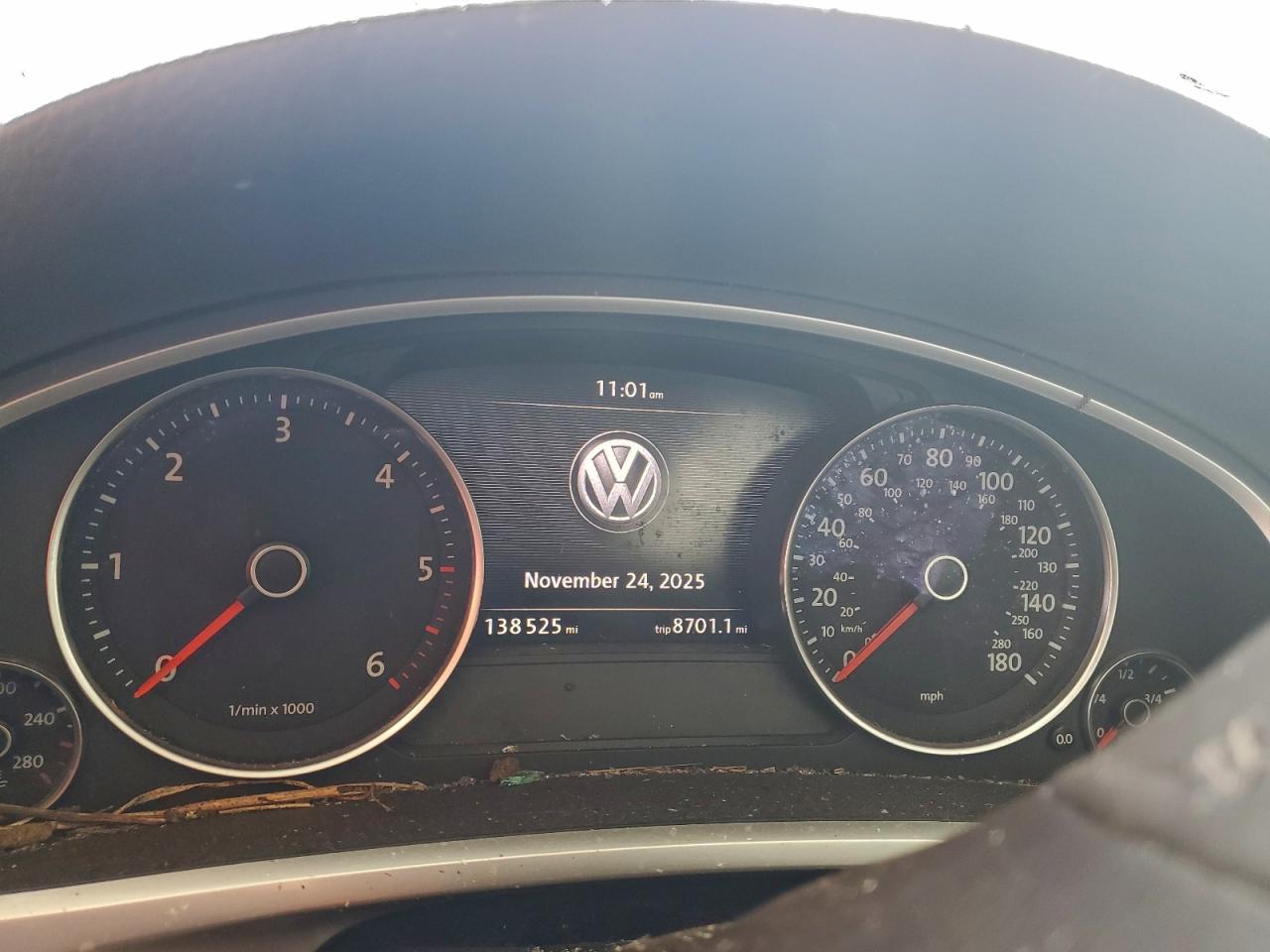 2013 Volkswagen Touareg V6 Tdi VIN: WVGEP9BP1DD007162 Lot: 93971275