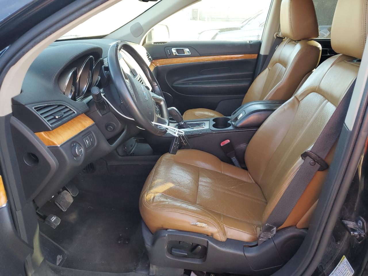 2010 Lincoln Mkt VIN: 2LMHJ5AT0ABJ05210 Lot: 91736475