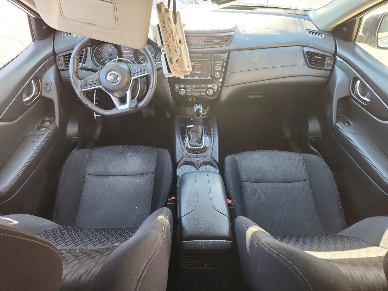 2019 Nissan Rogue S VIN: 5N1AT2MV8KC770702 Lot: 92372185