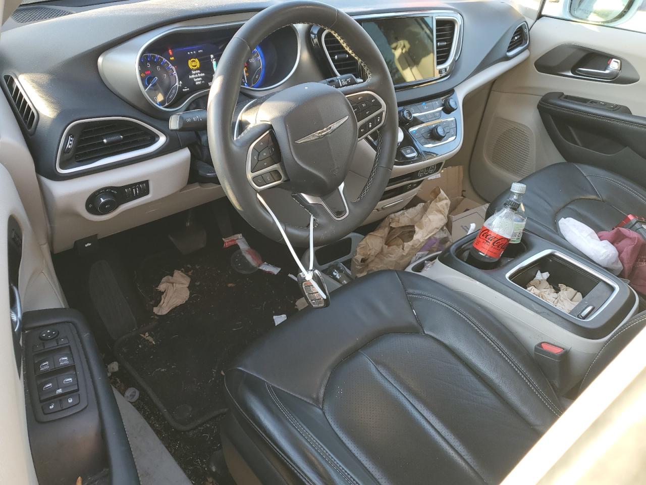 2022 Chrysler Pacifica Touring L VIN: 2C4RC1BG6NR199082 Lot: 90725175