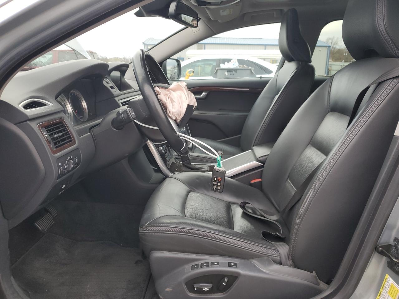 2013 Volvo Xc70 3.2 VIN: YV4940BZ2D1162748 Lot: 92647305