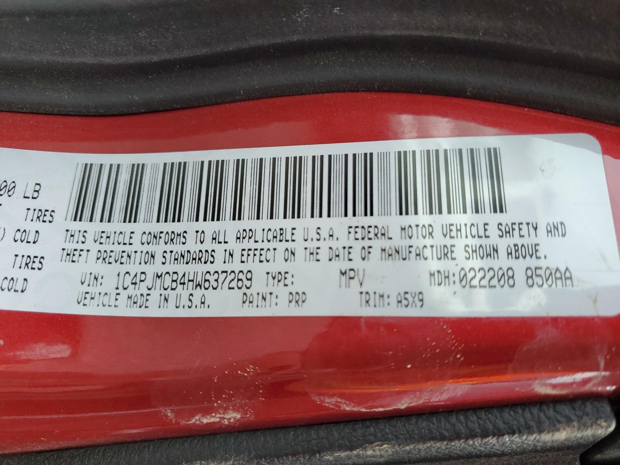 2017 Jeep Cherokee Latitude VIN: 1C4PJMCB4HW637269 Lot: 93129785