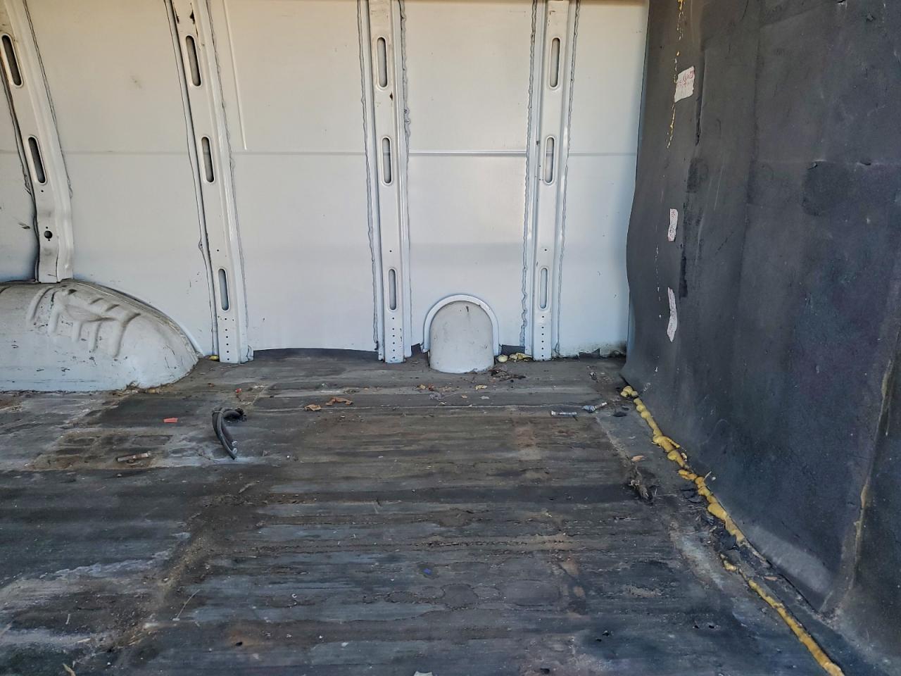 2015 Chevrolet Express G2500 VIN: 1GCWGFCG6F1208520 Lot: 93701295