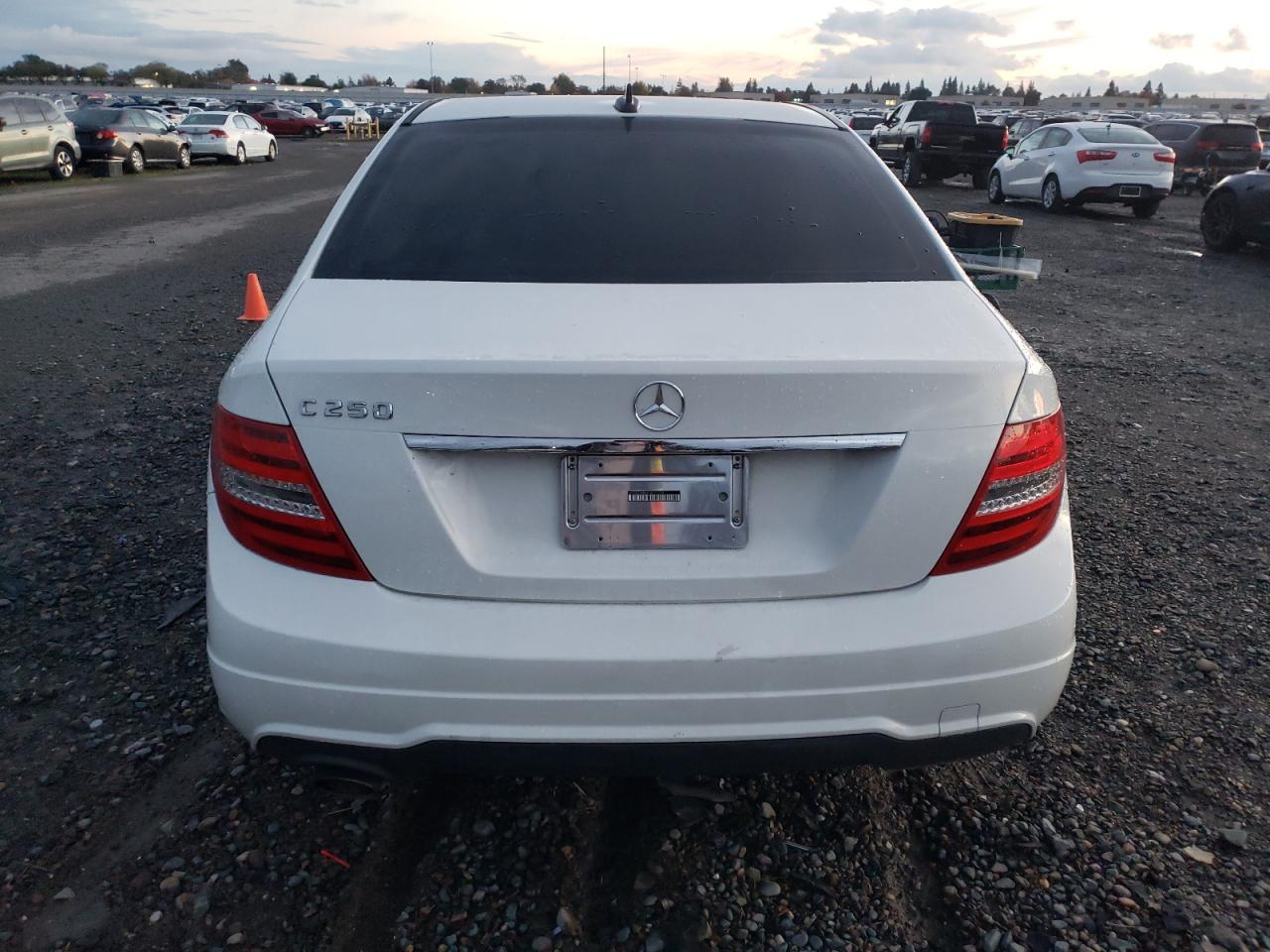 2012 Mercedes-Benz C 250 VIN: WDDGF4HB0CA611774 Lot: 93516975