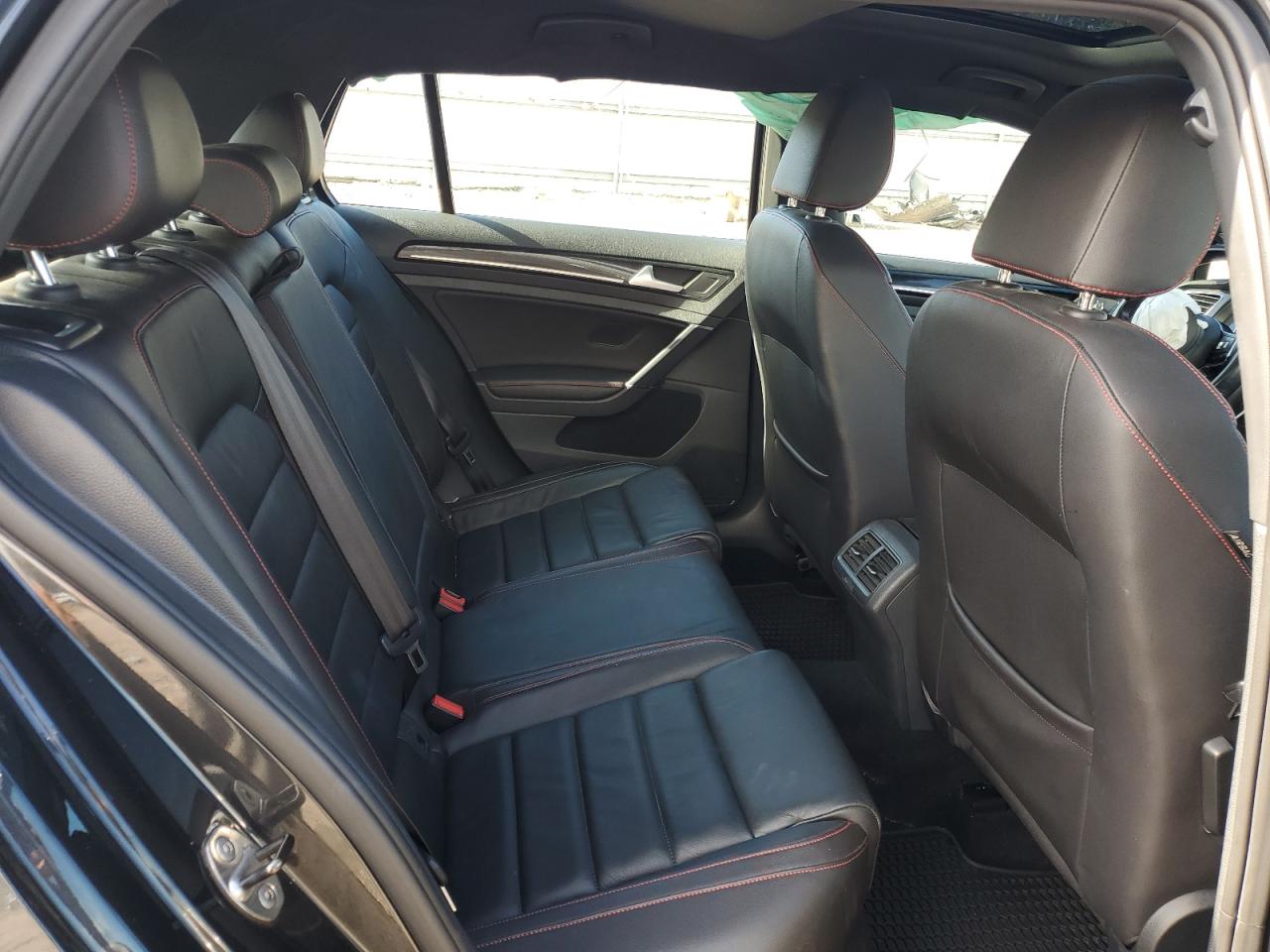 2015 Volkswagen Gti VIN: 3VW4T7AU7FM080757 Lot: 92080945