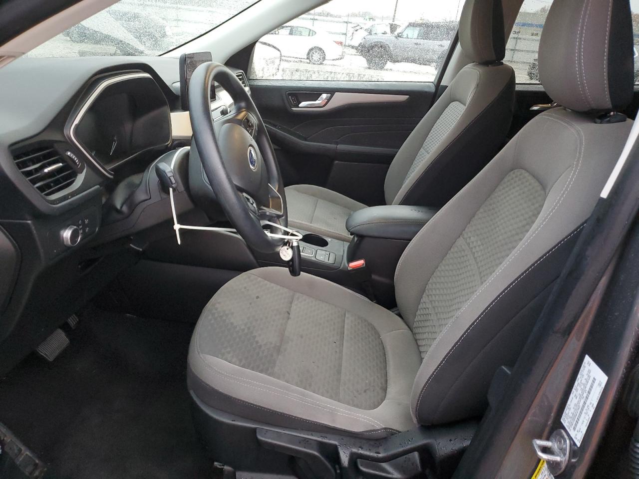 2021 Ford Escape Se VIN: 1FMCU0G68MUA75857 Lot: 92037005