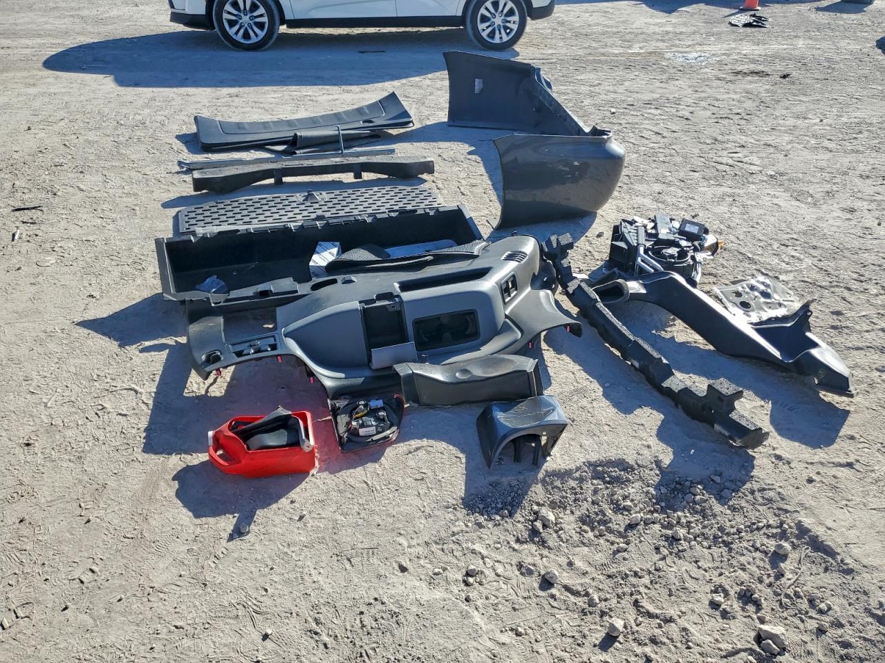 2016 Toyota Sequoia Limited VIN: 5TDJY5G11GS144981 Lot: 94333725